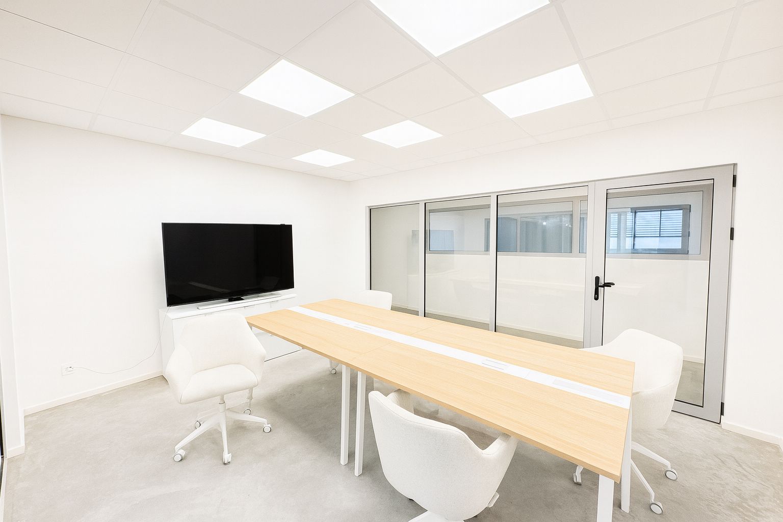 WhatsApp Image 2025-10-21 à 22.13.35_aa3bcbfb